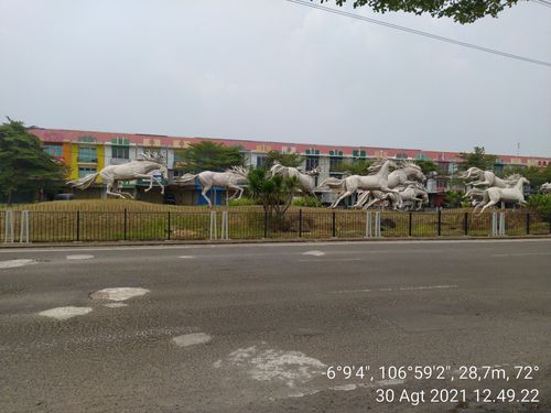 foto gerbang perumahan CLUSTER SYMPHONY KHI