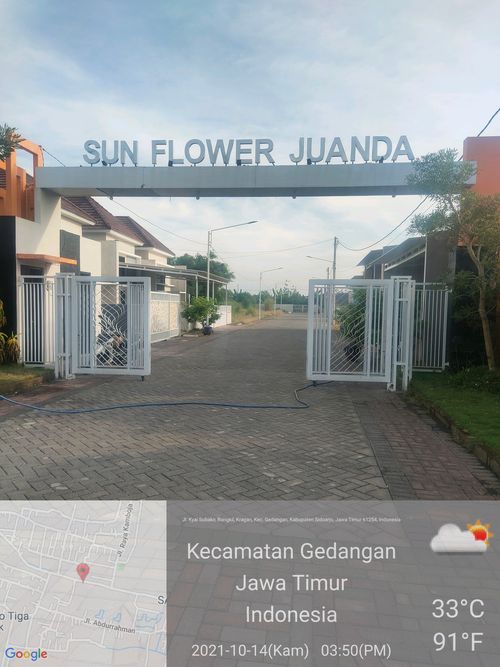 foto gerbang perumahan SUN FLOWER JUANDA