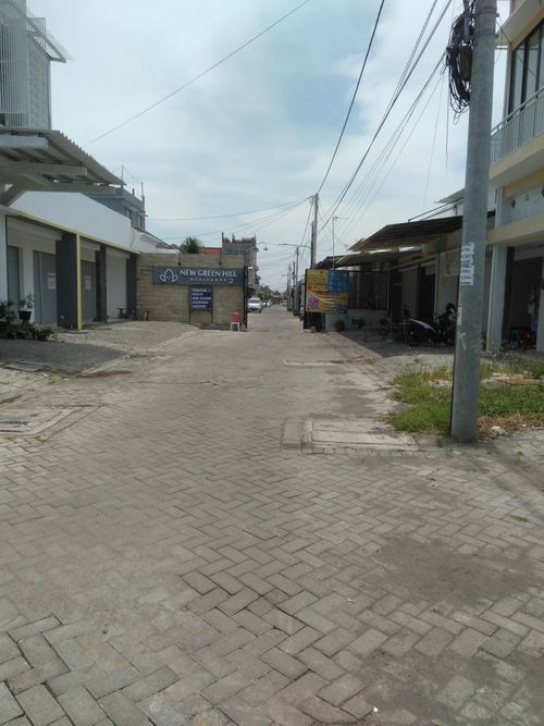 foto posisi tengah perumahan NEW GREEN HILL RESIDENCE (PESONA ALAM GUNUNG ANYAR CC-05)