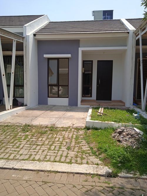 foto tampak rumah tipe HELICONIA perumahan Puri Jaya 1