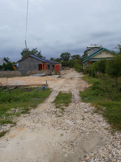 foto gerbang perumahan PERUMAHAN PERMATA LESTARI 06