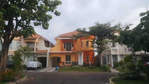 foto contoh rumah perumahan CLUSTER TAMAN GRANDIS - GRAHA PADMA