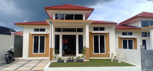 foto contoh rumah perumahan Lembah Nyiur Kairagi Mas