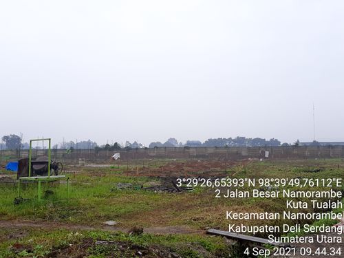 foto posisi tengah perumahan Graha Indah Jaya