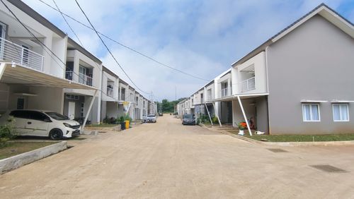 foto posisi tengah perumahan Kemang Verde Residence