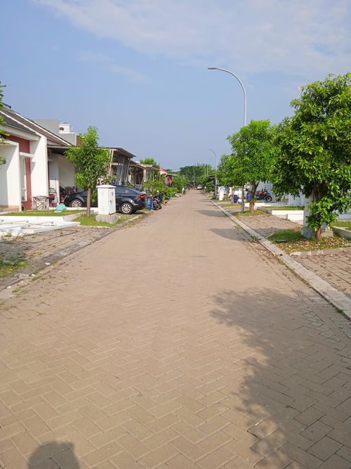 foto posisi tengah perumahan Puri Jaya 6