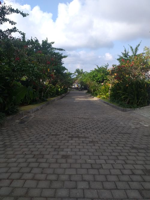 foto posisi tengah perumahan NUSA DUA BAYVIEW II