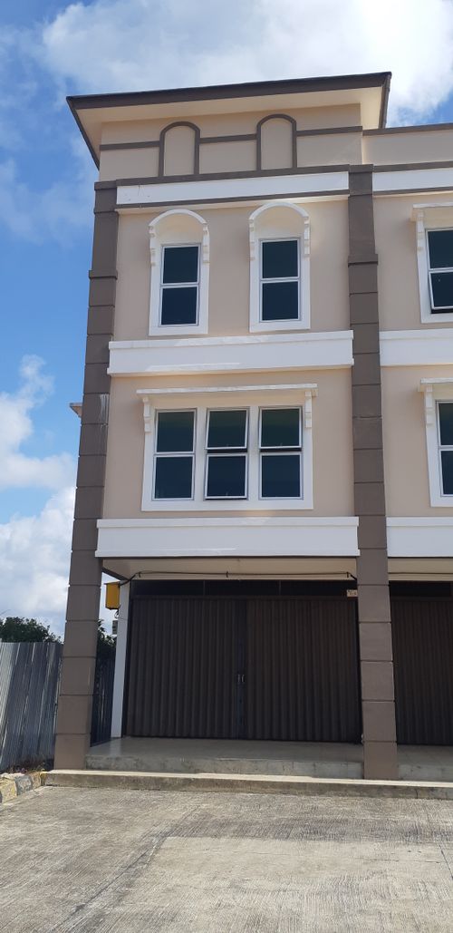 foto tampak rumah tipe C No.6 perumahan KOMPLEK D'GREEN CITY RUKO BLOK C & C1