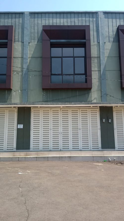 foto tampak rumah tipe 85 GLS perumahan PERUMAHAN GRAHA LARAS SENTUL