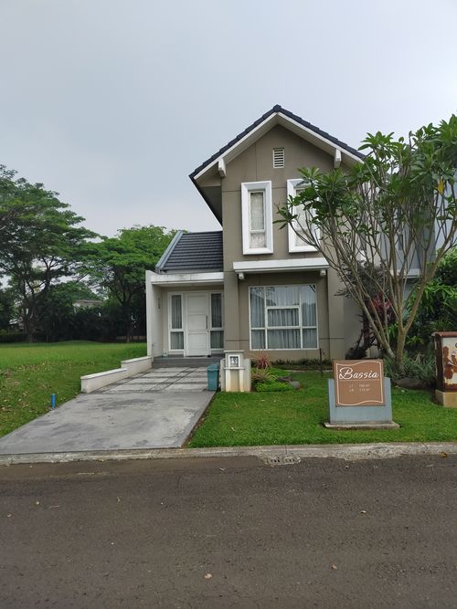 foto tampak rumah tipe BASSIA perumahan PONDOK DAMAR, SUVARNA PADI