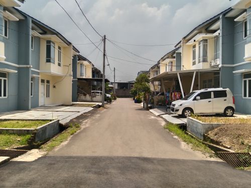 foto posisi tengah perumahan Anggrek Permai