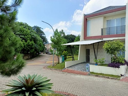 foto tampak rumah tipe Helena perumahan VICTORIA HILL RESIDENCE TAHAP 2