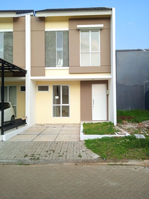 foto tampak rumah tipe SCILLA perumahan Puri Jaya 2