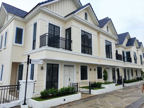 foto tampak rumah tipe SCARLET H perumahan LAVON 2 - 2