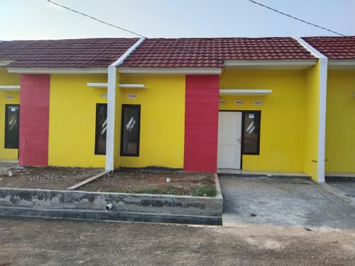 foto tampak rumah tipe 30/60 perumahan PESONA BATAVIA