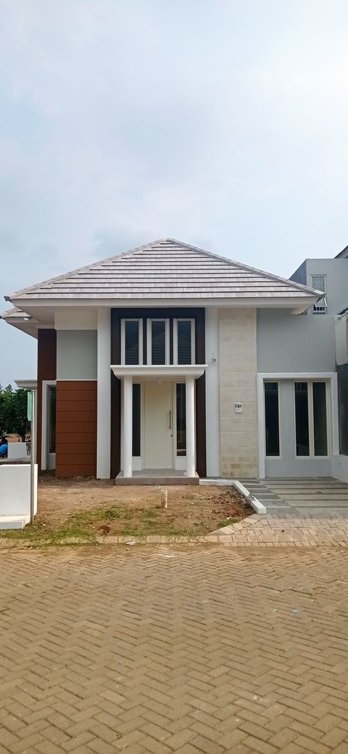 foto tampak rumah tipe Bougainvillea perumahan GREEN ORCHID RESIDENCE