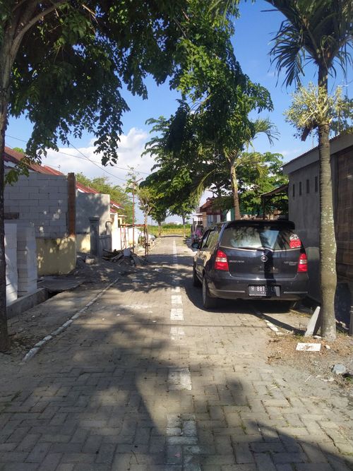 foto posisi tengah perumahan BUMI SLANGGEN INDAH