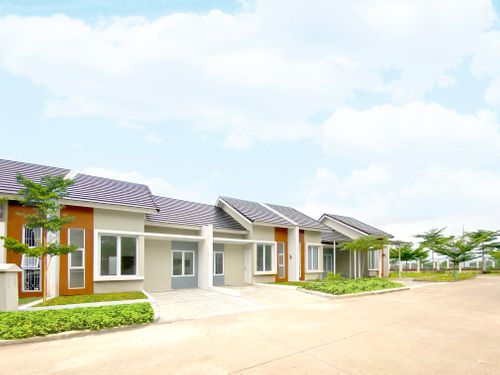 foto tampak rumah tipe CASABLANCA 36/78 (AGUST) perumahan PANJIBUWONO RESIDENCE
