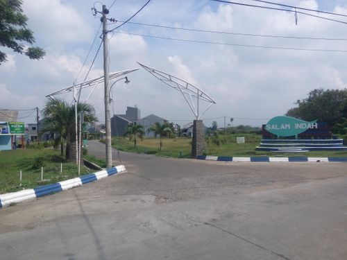 foto gerbang perumahan Salam Indah