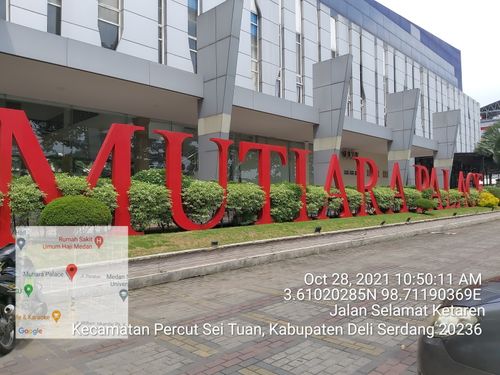 foto gerbang perumahan MUTIARA PALACE