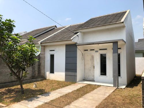 foto tampak rumah tipe 45 perumahan Bumi Parung Panjang