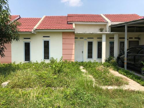 foto tampak rumah tipe 36/90 perumahan Bumi Parung Panjang