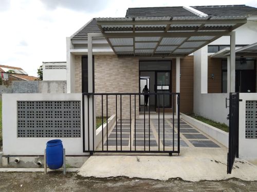 foto tampak rumah tipe 48 perumahan PESONA CIWASTRA VILLAGE BLOK H