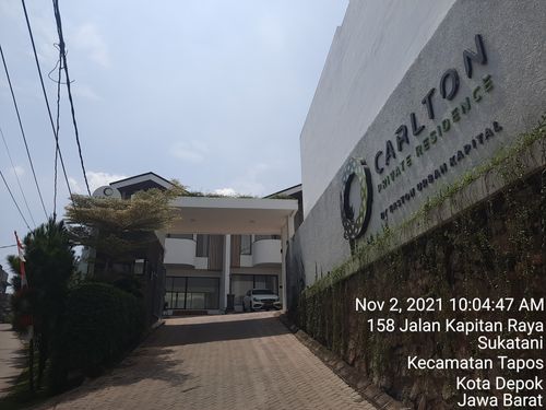 foto gerbang perumahan Carlton Private Residence