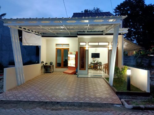 foto tampak rumah tipe 47/105 perumahan Grand Sokka Residence