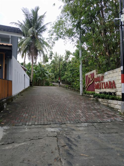 foto gerbang perumahan BUKIT MUTIARA RESIDENCE