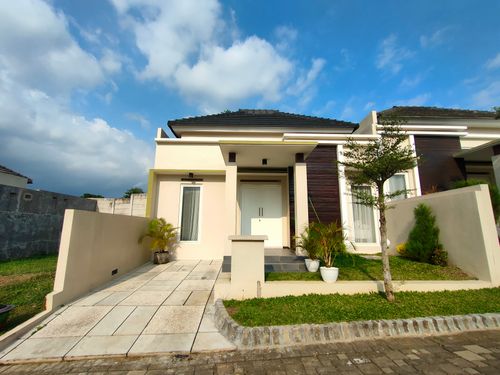foto tampak rumah tipe JASMINE perumahan BUKIT INDAH PERMAI