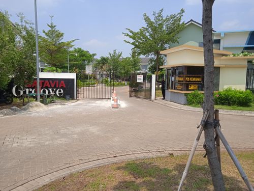 foto gerbang perumahan PURI JAYA 9