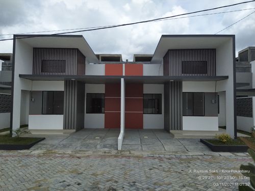 foto contoh rumah perumahan ROYAL RESIDENCE