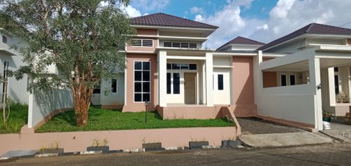 foto contoh rumah perumahan Griya Maleosan Indah