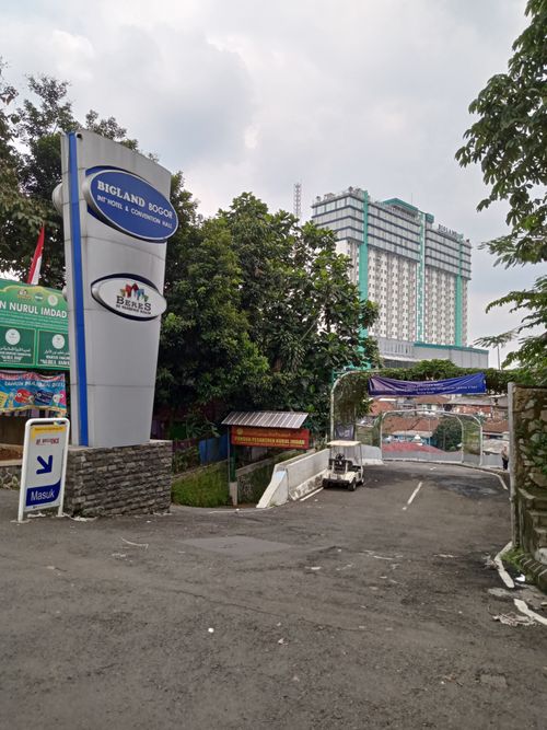 foto gerbang perumahan APARTEMEN BE RESIDENCE
