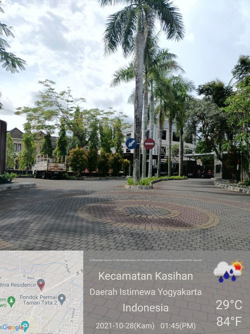 foto posisi tengah perumahan PADMA RESIDENCE