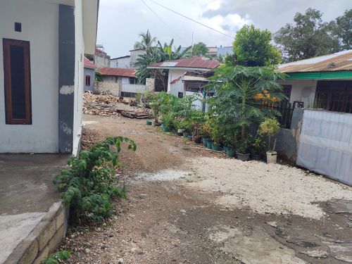 foto tampak rumah tipe Tanah Kavling perumahan Gua Lordes Residence