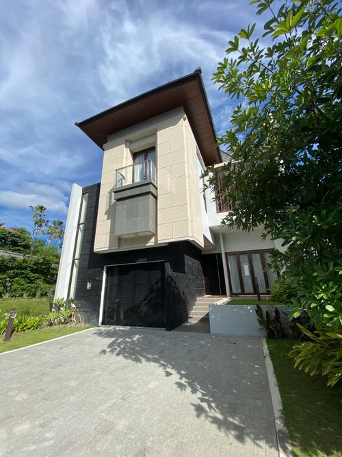 foto tampak rumah tipe 10 x 20 perumahan Hyarta EcoVillage