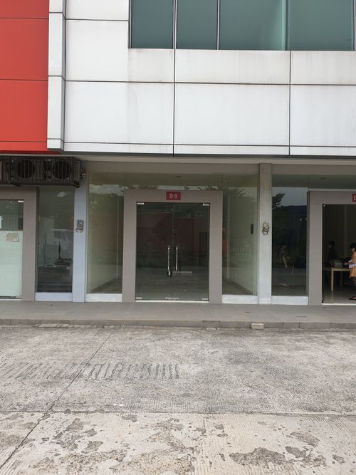 foto tampak rumah tipe RUKO BLOK D perumahan 3 MULTI GUDANG DAANMOGOT