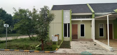 foto tampak rumah tipe Shabirin perumahan VILLA RIZKI ILHAMI 2 SAWANGAN