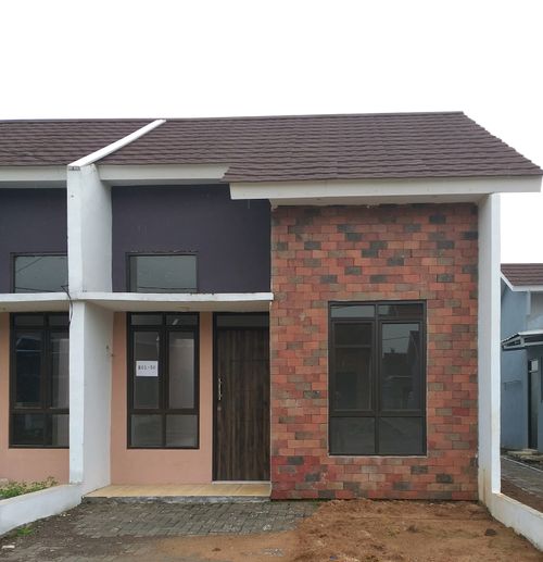 foto tampak rumah tipe MALAKA BOULEVARD perumahan TAMAN SEPATAN GRANDE