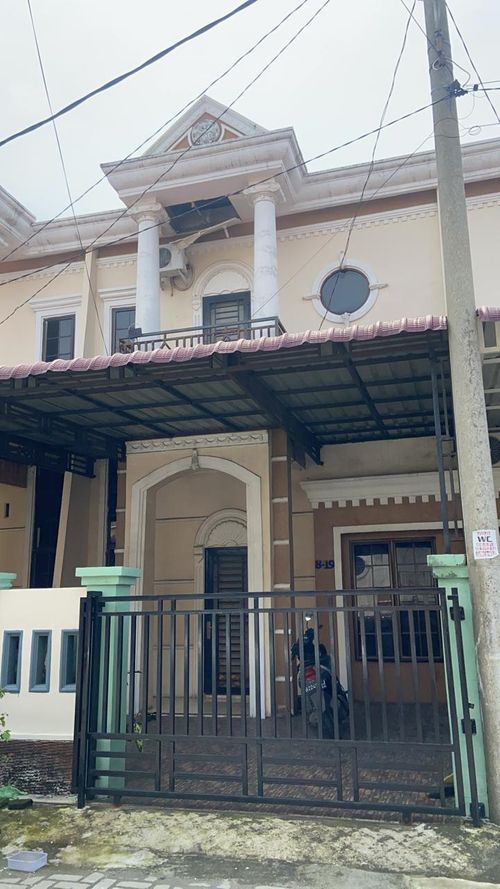 foto tampak rumah tipe BALTIC perumahan KOMPLEKS SETIA BUDI FLAMBOYAN