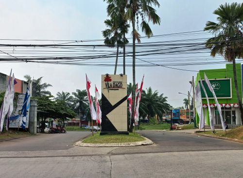 foto gerbang perumahan VILA DAGO PAMULANG - 2