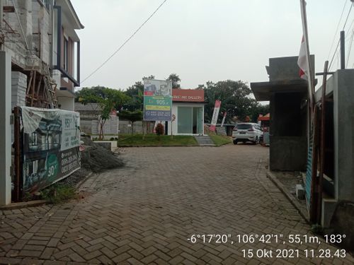 foto posisi tengah perumahan AVANIA BINTARO