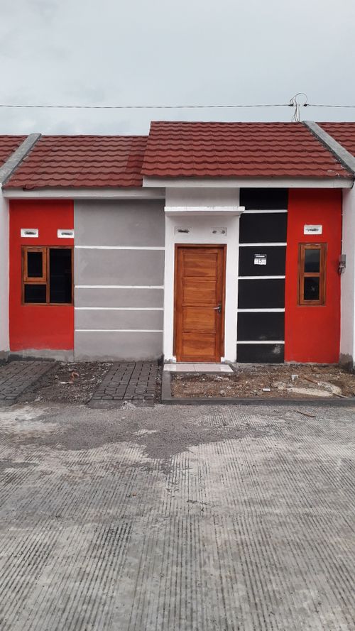 foto contoh rumah perumahan Griya Bhina karya 9