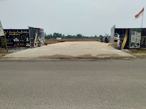 foto gerbang perumahan GRAND MUTIARA REGENCY