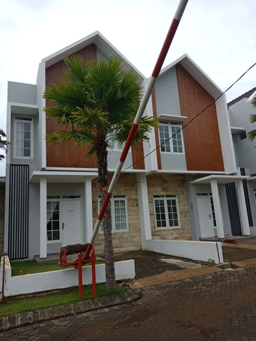 foto contoh rumah perumahan pine wood cluster GRAND SEKAR ASRI
