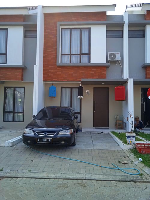 foto tampak rumah tipe FORSYTHIA perumahan Puri Jaya 7