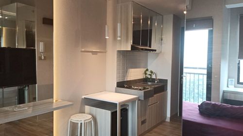 foto tampak rumah tipe STD perumahan Apartemen Trans Park CIbubur