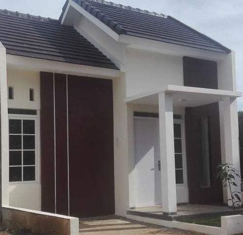 foto tampak rumah tipe BOUGENVILLE perumahan pine wood cluster GRAND SEKAR ASRI